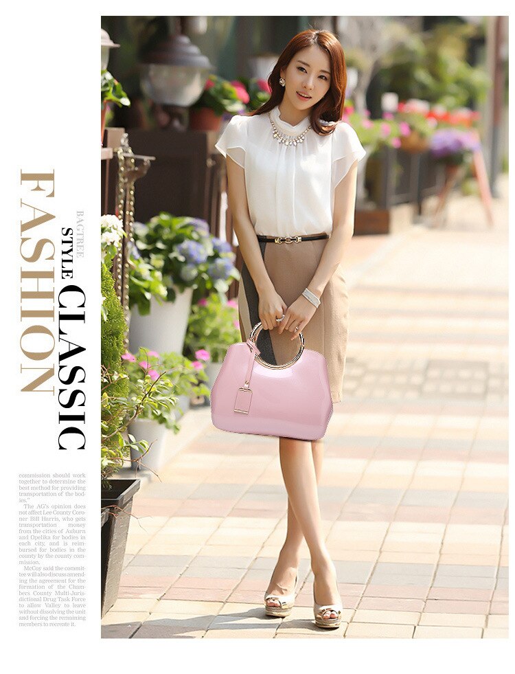 حقيبة نسائيه جلد