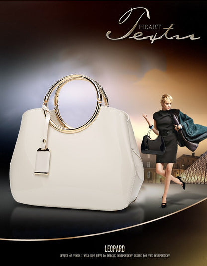 حقيبة نسائيه جلد