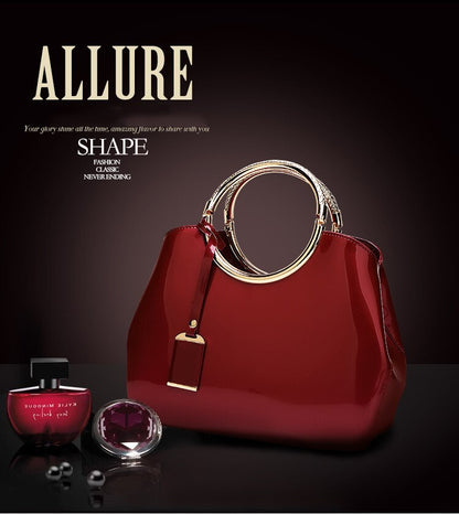 حقيبة نسائيه جلد