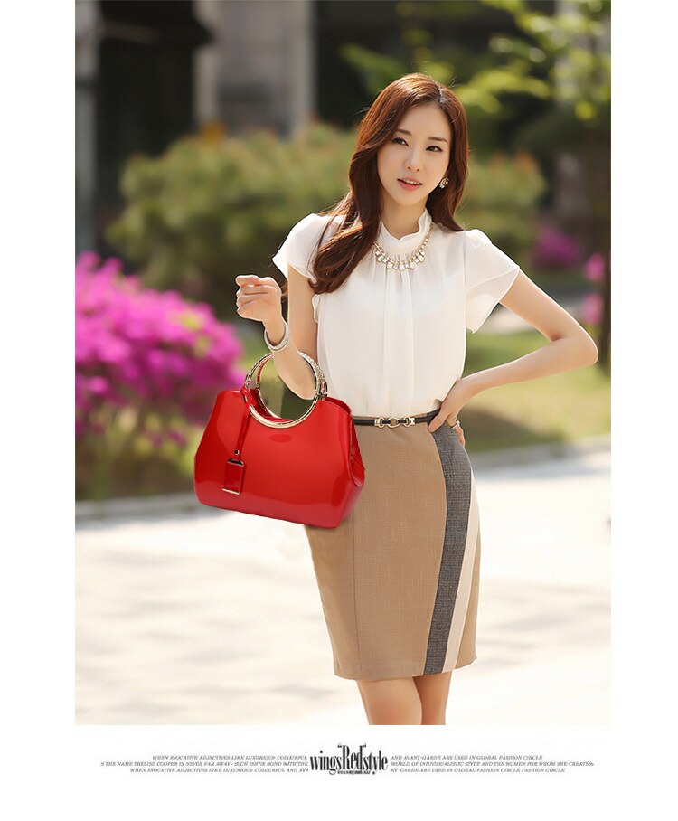 حقيبة نسائيه جلد