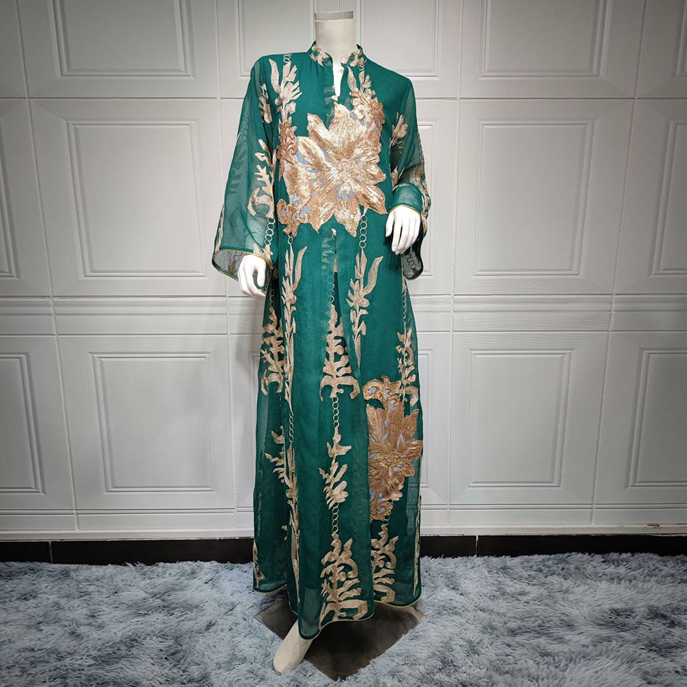 عبايه مشغوله