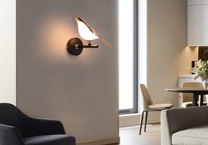 أنارة جداريه طير ذهبي