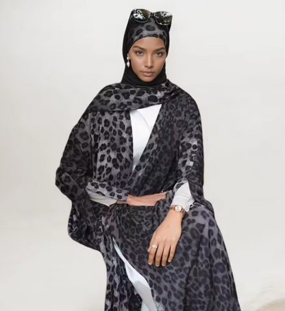 عبايه نسائيه جلد النمر مع شال لون أزرق غامق