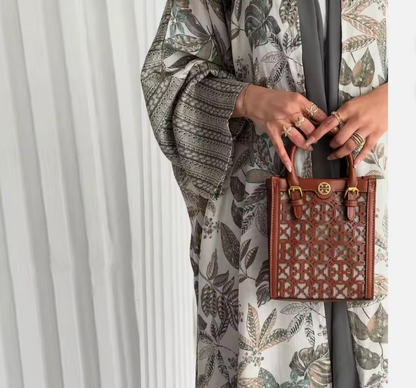 عبايه نسائيه مفتوحه كم طويل