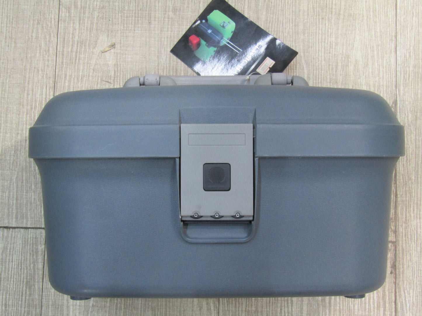 حقيبة مكياج يدويه