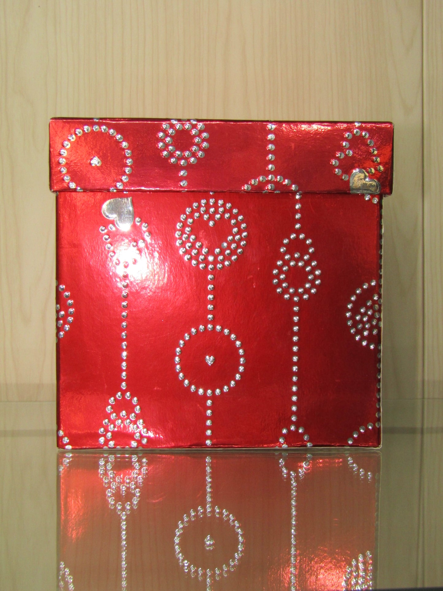 علب هديه كارتون