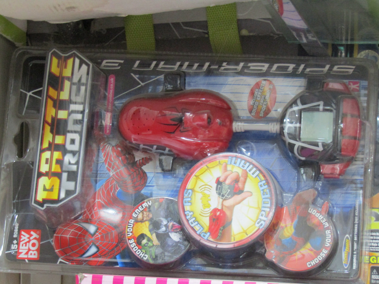 لعبة باتل ترونكس رجل العنكبوت من توي ترنكل